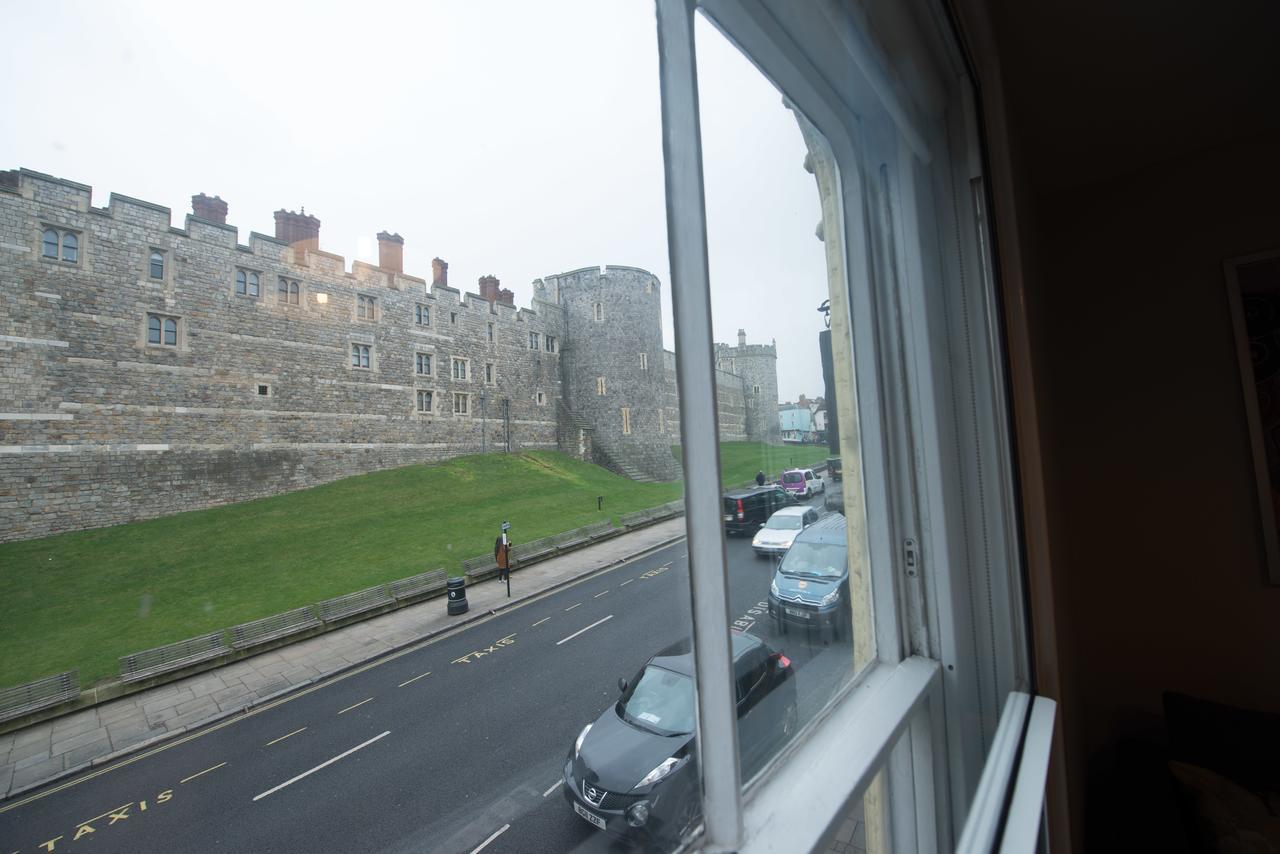 Central Windsor Apartment Facing The Castle Экстерьер фото